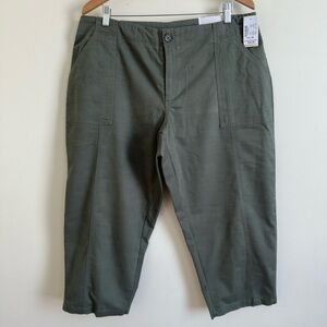 CJ Banks Women’s 18W Olive Green Cropped Pants The Perfect Pant Stretch NWT